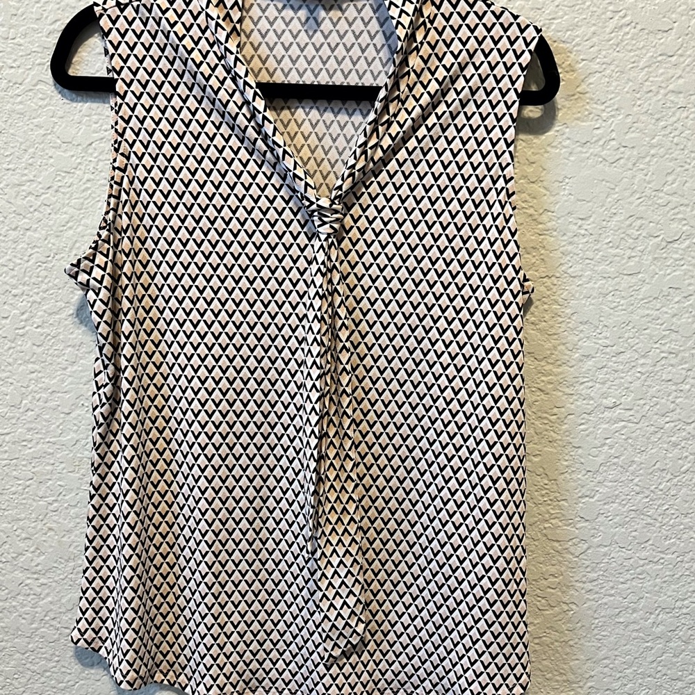 ADRIANNA PAPELL Women's Top Size Large V-Neck Blouse